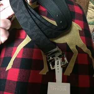 Michael Kors  belt size medium NWT